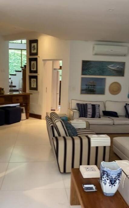 Casa Deliciosa Em Condo C/ Piscina Frente Ao Mar Sao Sebastiao  Luaran gambar