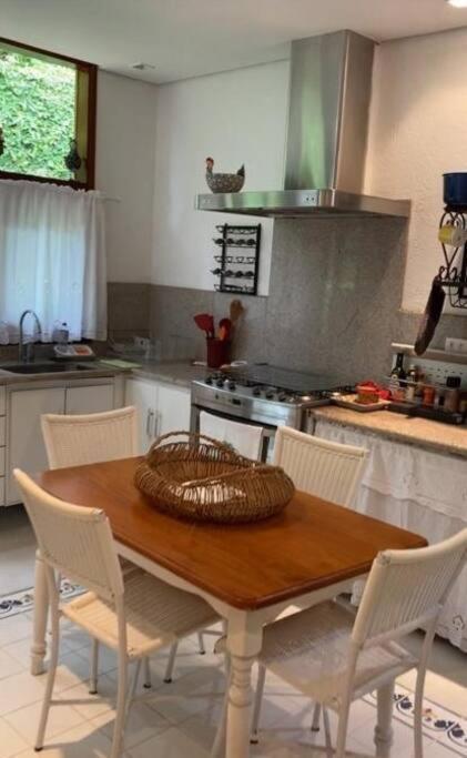 Casa Deliciosa Em Condo C/ Piscina Frente Ao Mar Sao Sebastiao  Luaran gambar